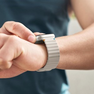 Nettech Apple Watch Seri 40/38 mm Uyumlu Silikon Kordon (Kahverengi) NT-112424